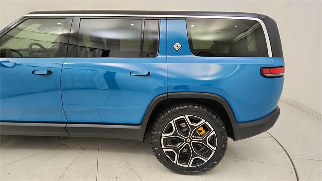 Used 2024 Rivian R1S Launch Edition image 10