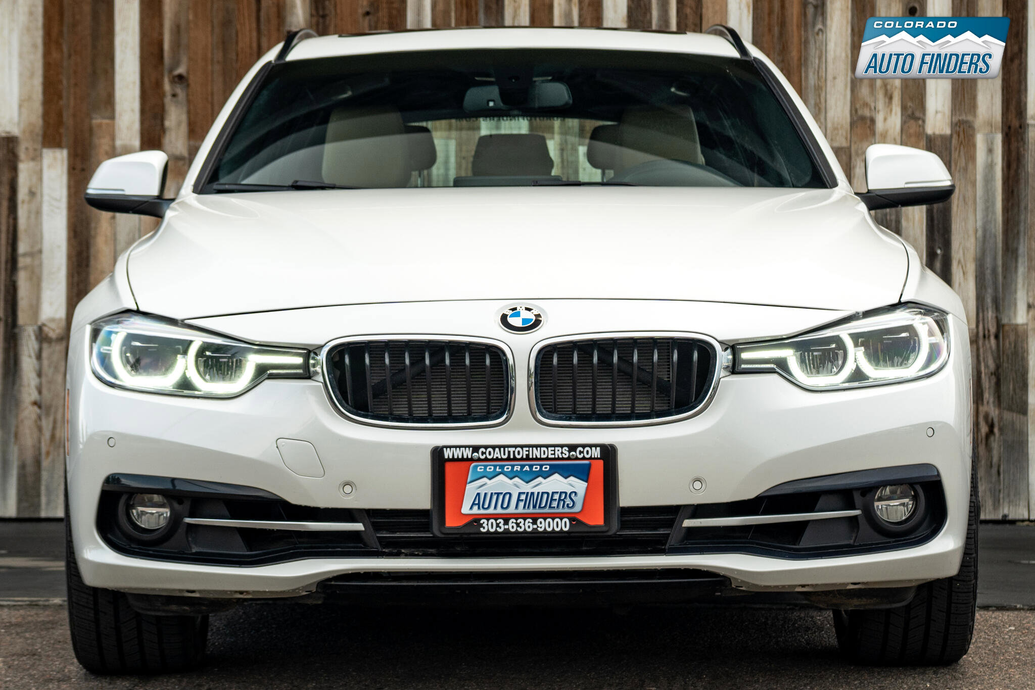 Used 2017 BMW 330i xDrive Wagon image 6