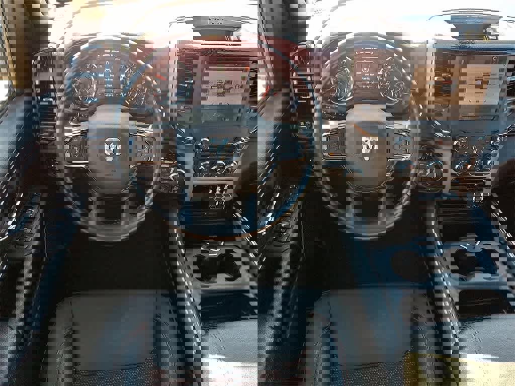 Used 2022 RAM 1500 Big Horn w/ Built-to-serve Edition image 10