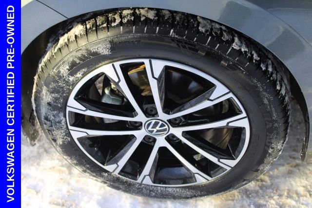 Used 2025 Volkswagen Jetta Sport image 10