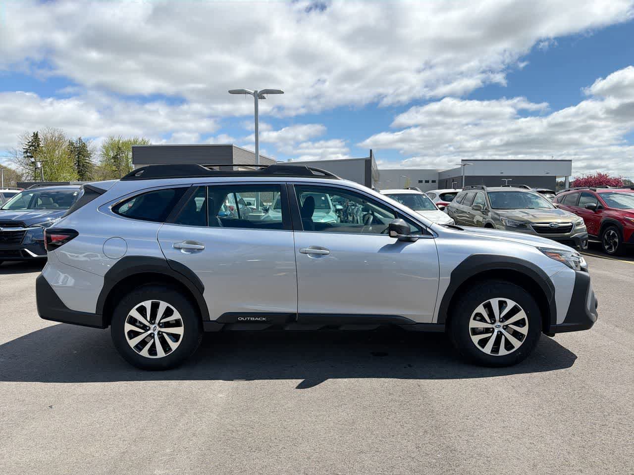 Certified 2024 Subaru Outback AWD/4WD image 14
