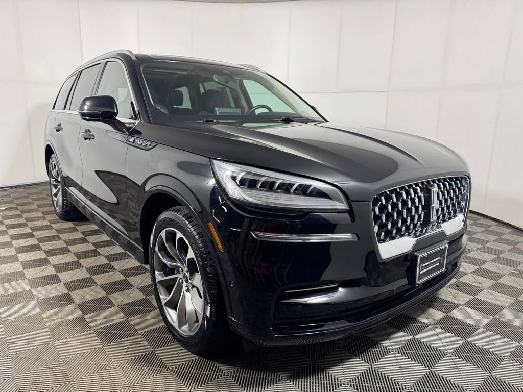 Certified 2023 Lincoln Aviator Grand Touring w/ Equipment Group 301A AWD/4WD image 7