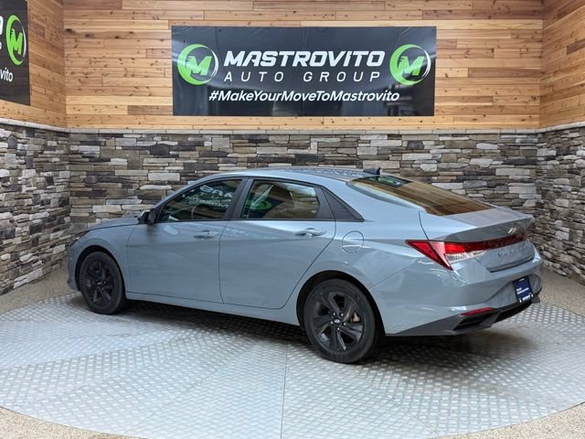 Certified 2023 Hyundai Elantra SEL FWD image 7