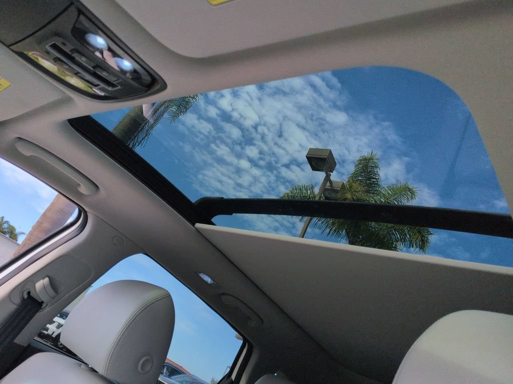 Used 2020 Kia Sorento SX FWD image 19
