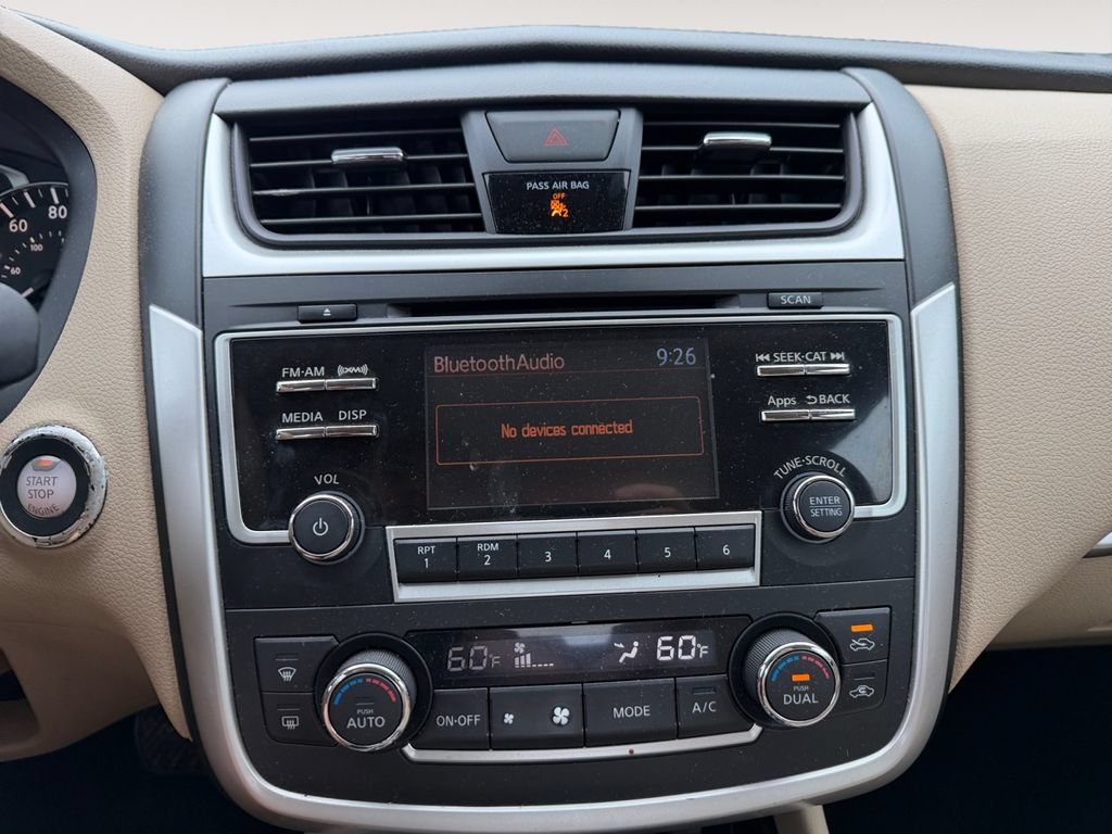 Used 2016 Nissan Altima 2.5 SV w/ Convenience Package FWD image 10