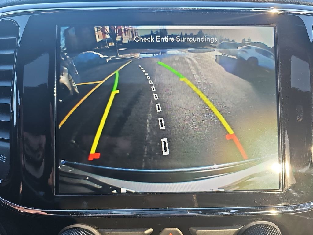 Used 2021 Jeep Grand Cherokee Limited image 23