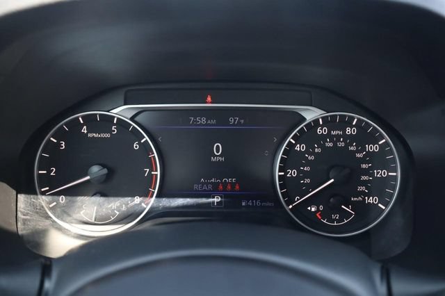 Used 2024 Nissan Altima 2.5 SV FWD image 13