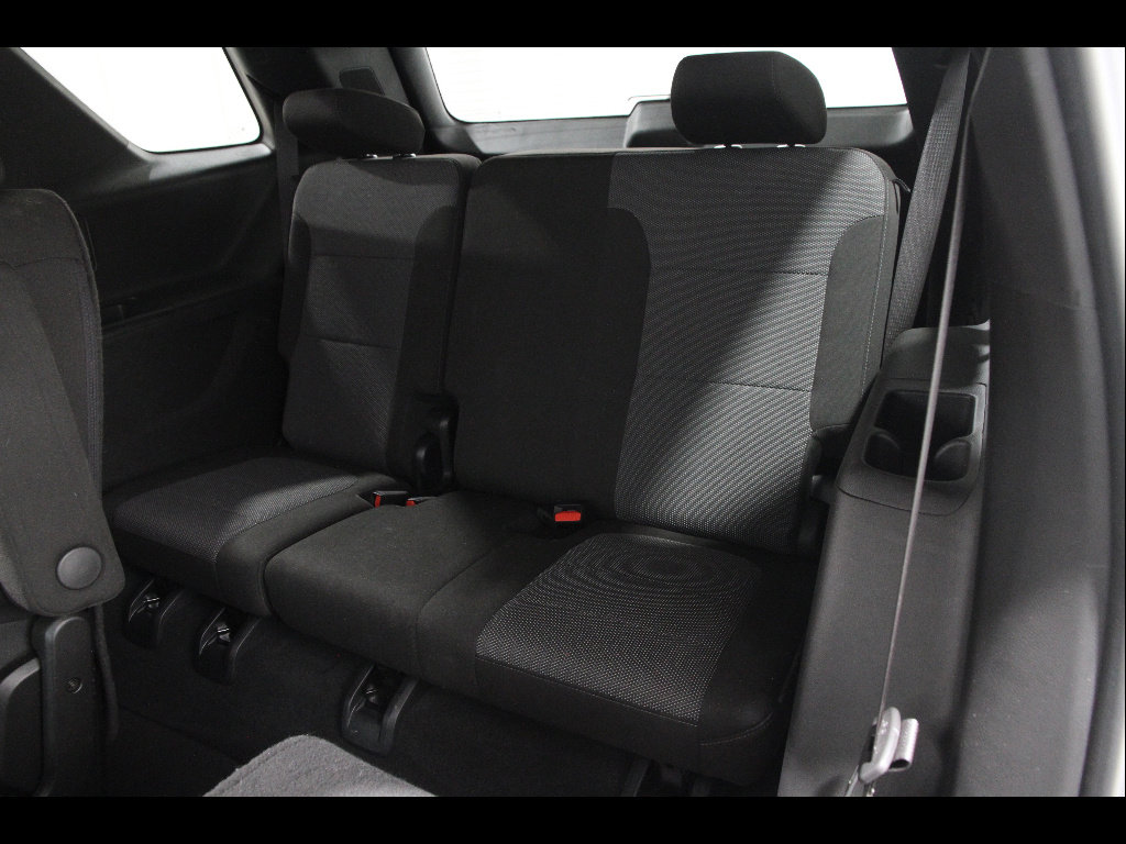 Used 2023 Chevrolet Traverse LT image 21