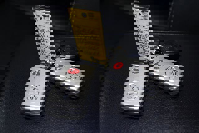 Used 2016 Toyota 4Runner Limited image 11