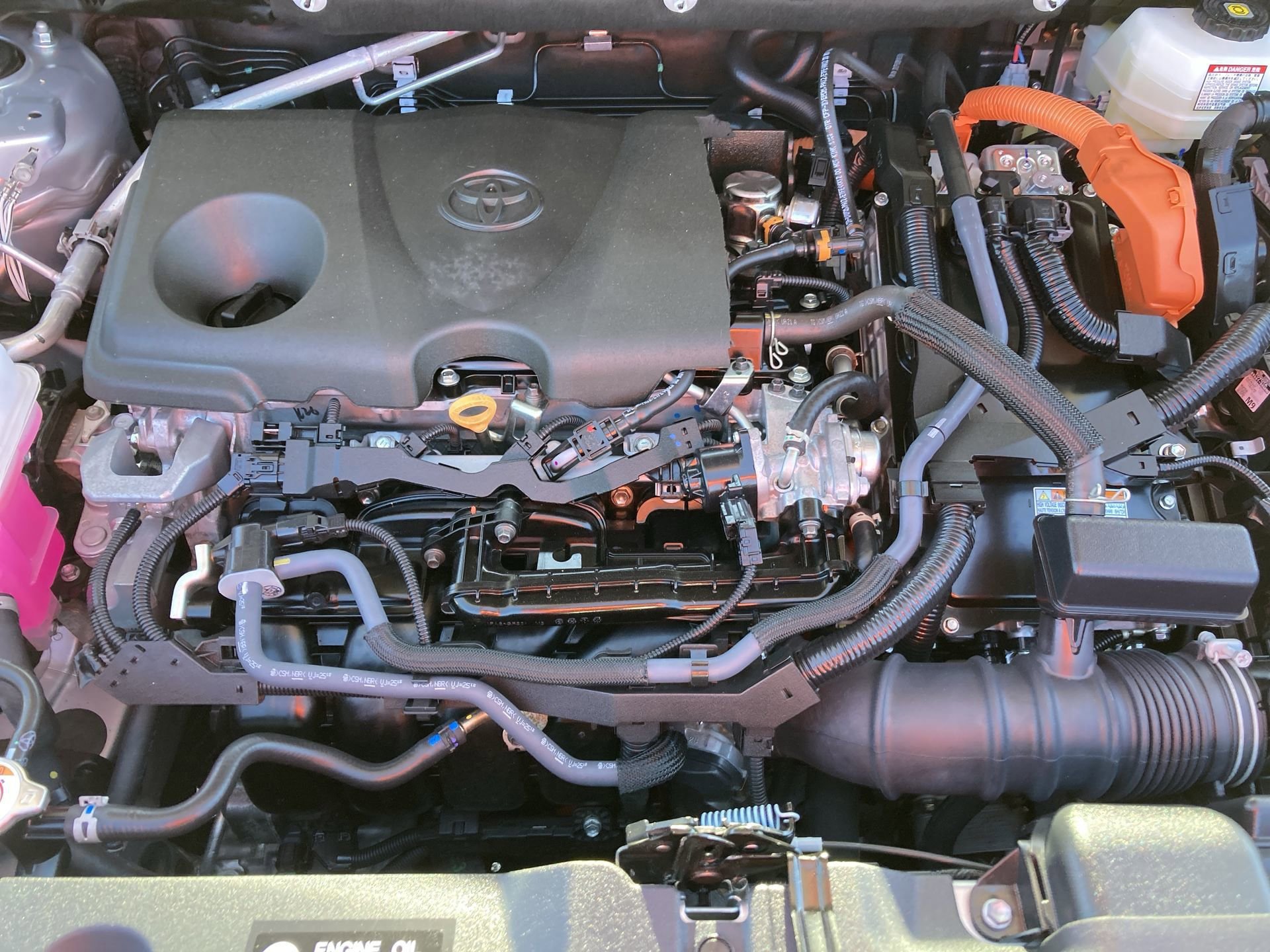 Certified 2025 Toyota RAV4 LE image 17