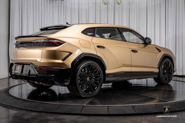 Used 2025 Lamborghini Urus SE AWD/4WD image 17