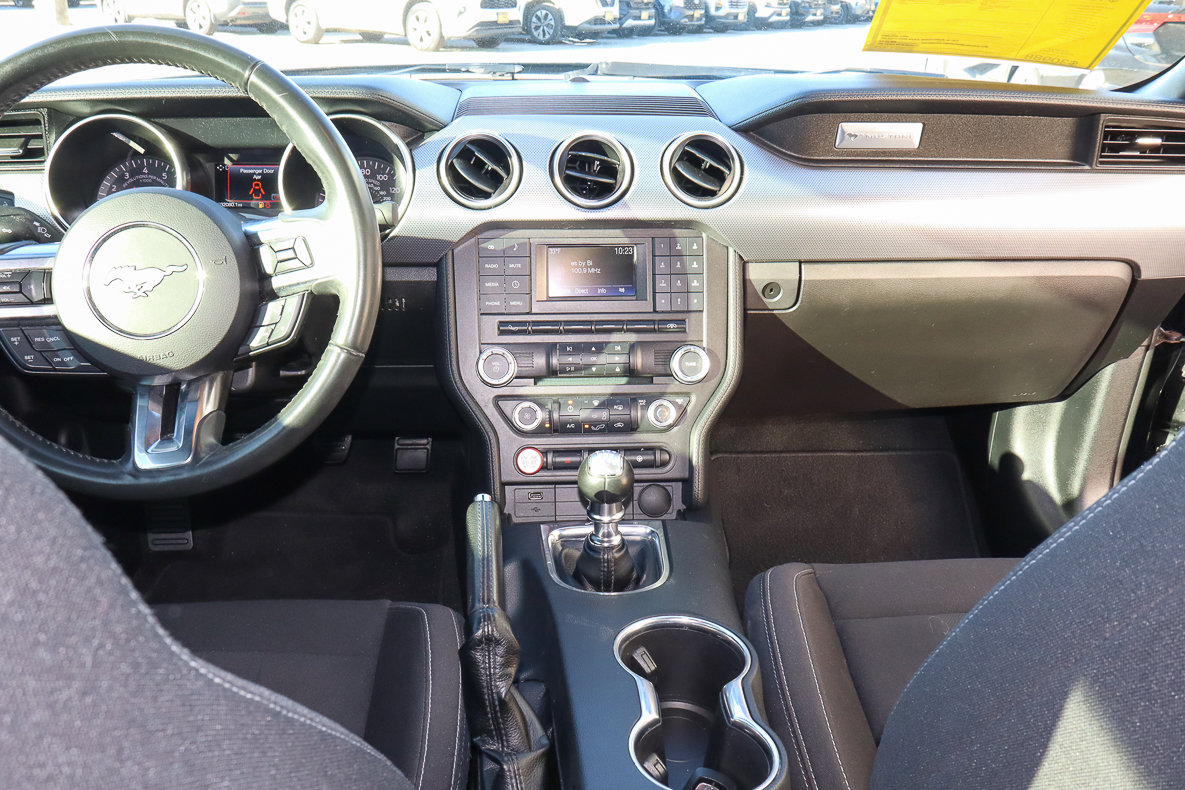 Used 2018 Ford Mustang GT w/ Black Accent Pkg image 10