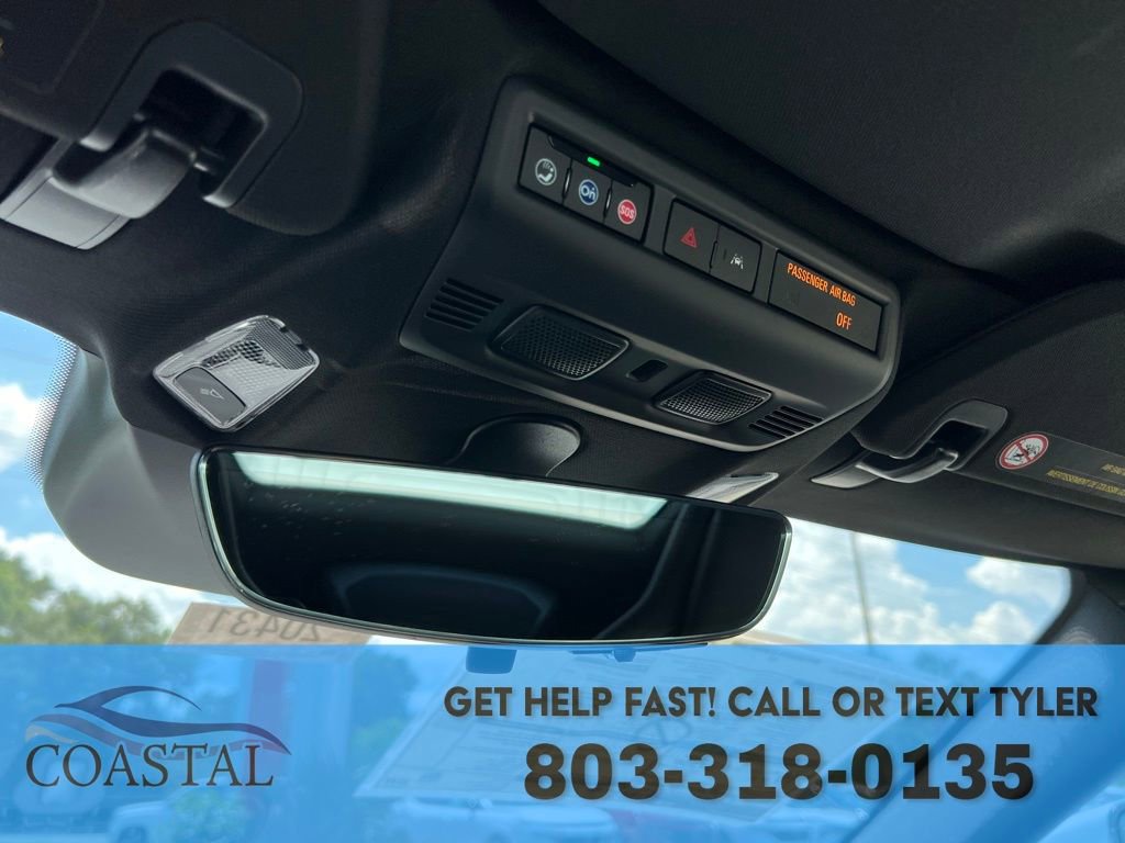 New 2025 Chevrolet Corvette Stingray Convertible w/ 1LT image 39