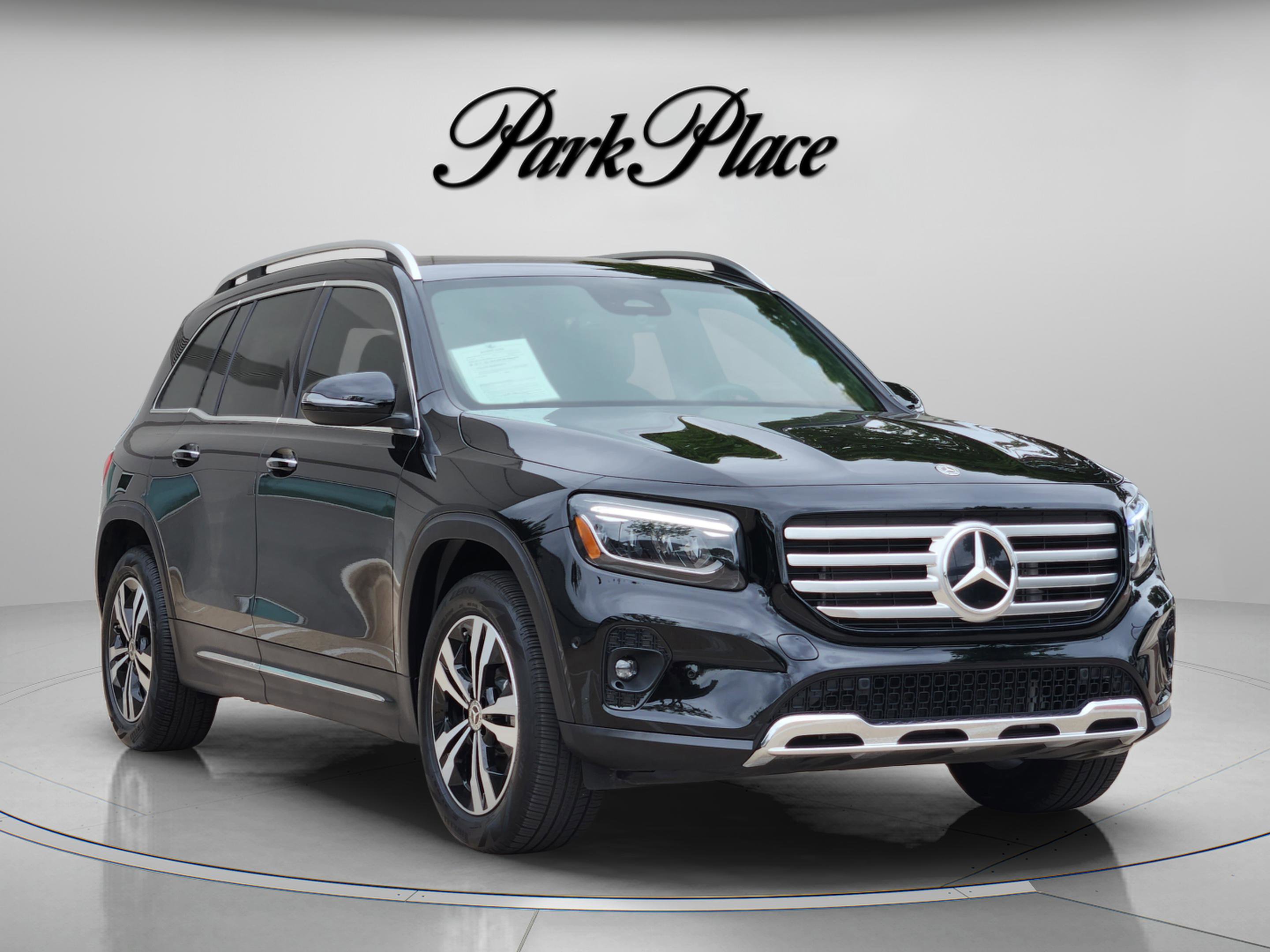 Certified 2025 Mercedes-Benz GLB 250 image 4
