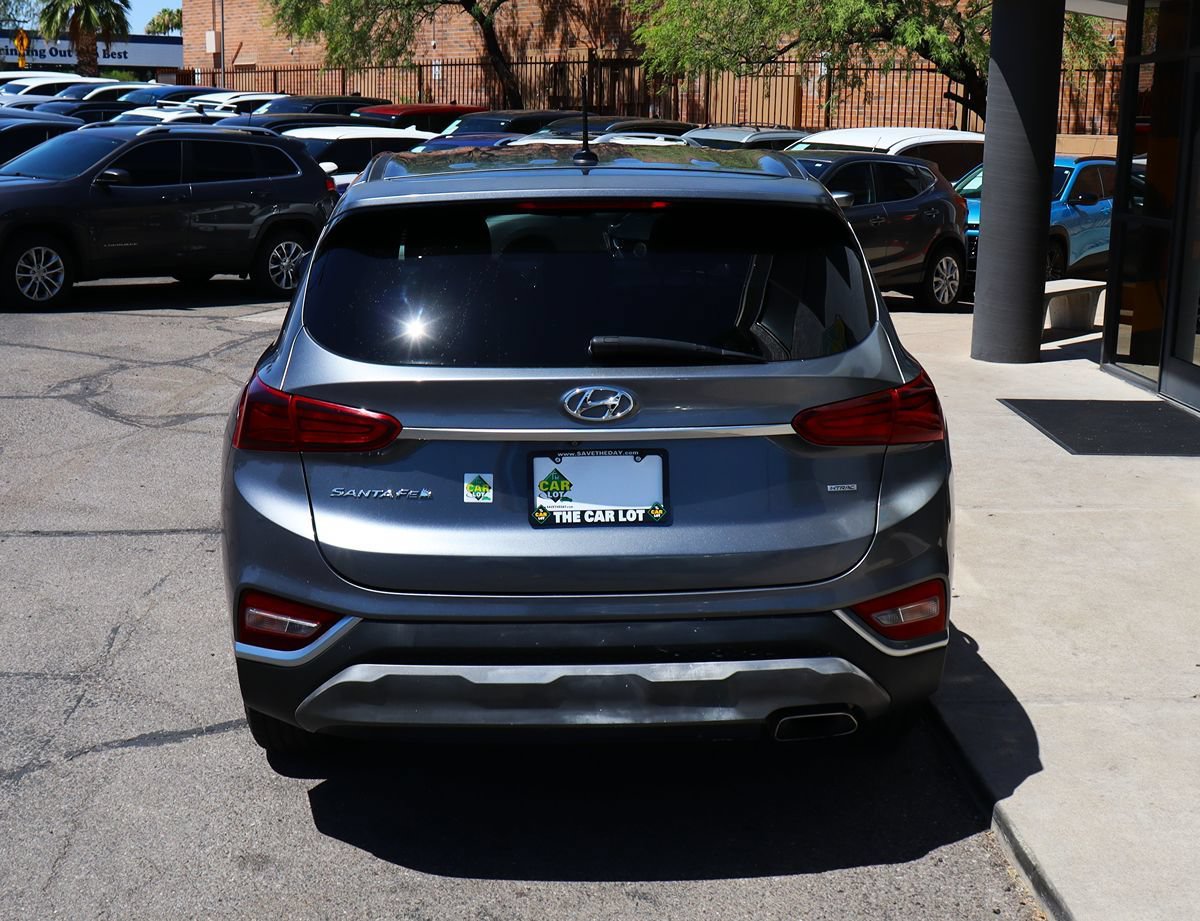 Used 2019 Hyundai Santa Fe SE AWD/4WD image 10
