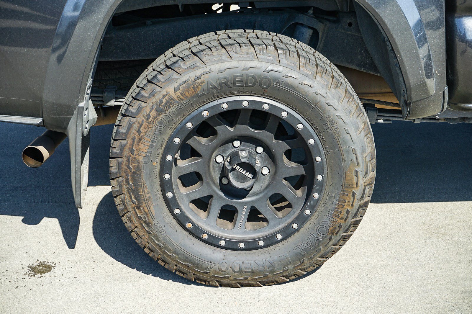 Used 2017 Toyota Tacoma TRD Sport w/ Tow Package RWD image 9