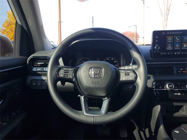 Used 2025 Honda Pilot EX-L image 15