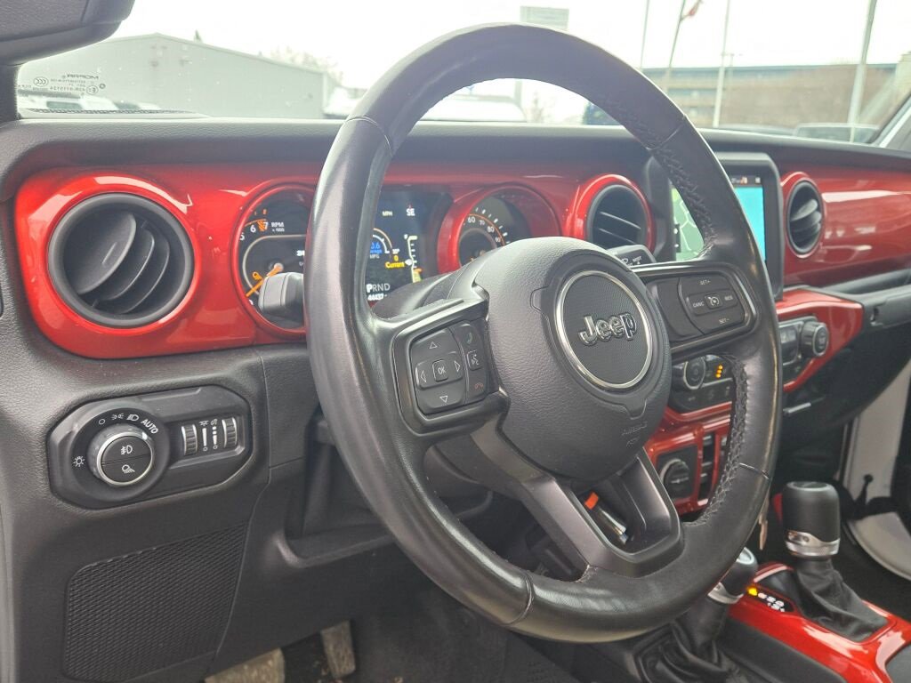 Used 2021 Jeep Gladiator Sport image 19