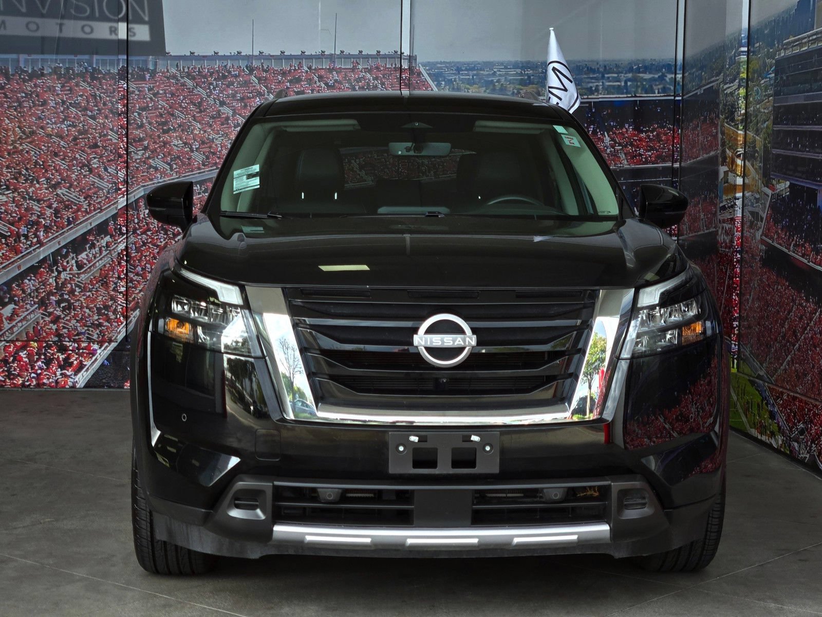 Used 2025 Nissan Pathfinder SL FWD image 3