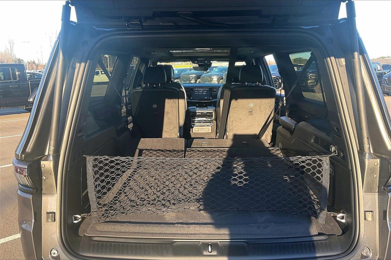 New 2026 Jeep Grand Wagoneer L Limited w/ Premium Group II image 28