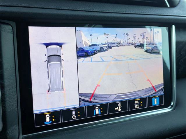 Used 2021 GMC Yukon Denali w/ Denali Premium Package image 14