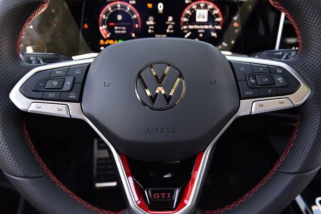 New 2026 Volkswagen GTI SE FWD image 18