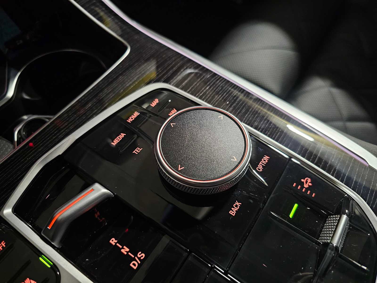 New 2026 BMW X7 xDrive40i w/ M Sport Package image 26