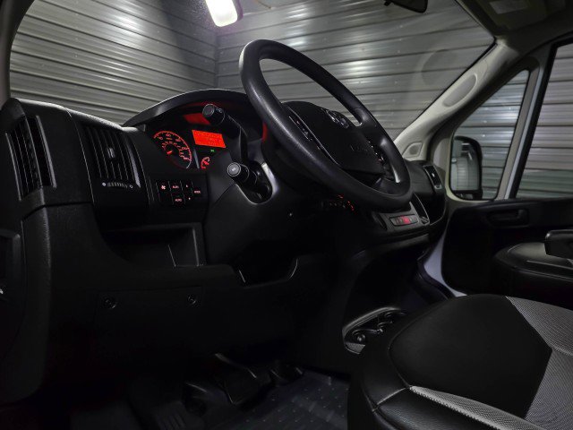 Used 2021 RAM ProMaster 2500 w/ Convenience Group FWD image 13
