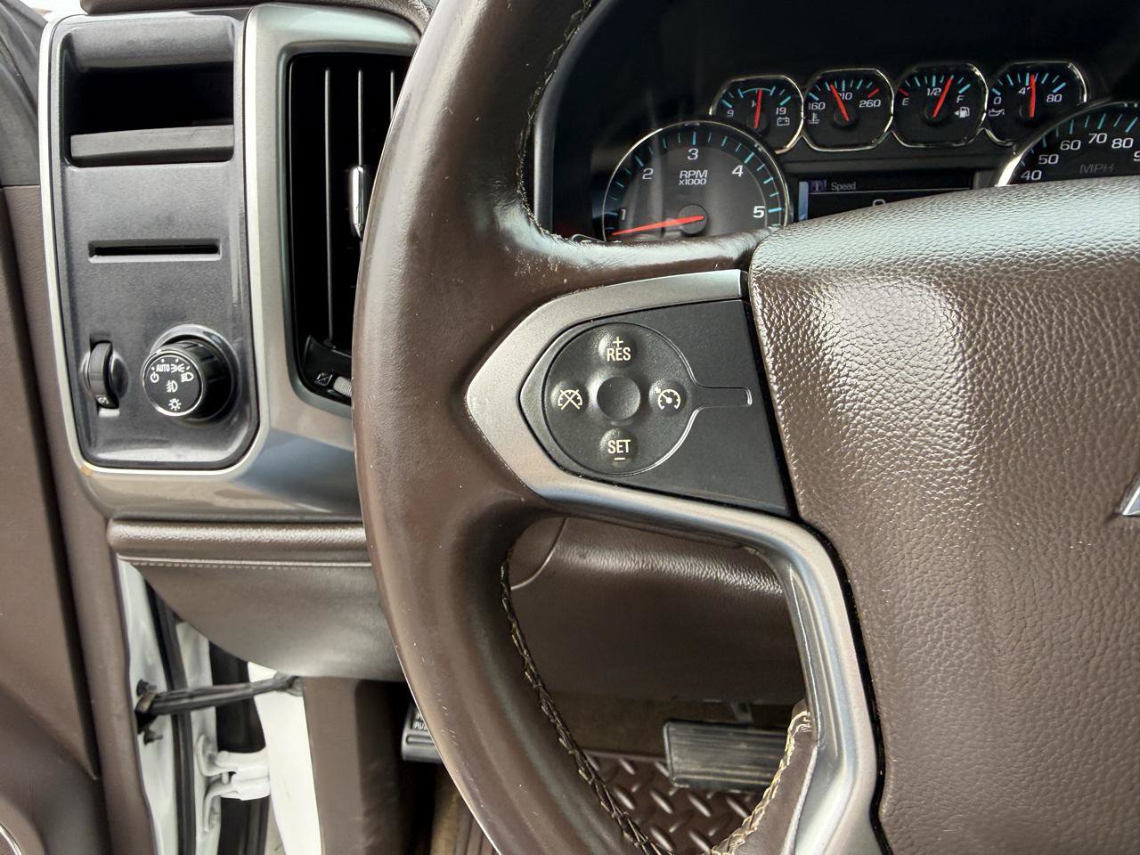Used 2015 Chevrolet Silverado 1500 LTZ RWD image 16