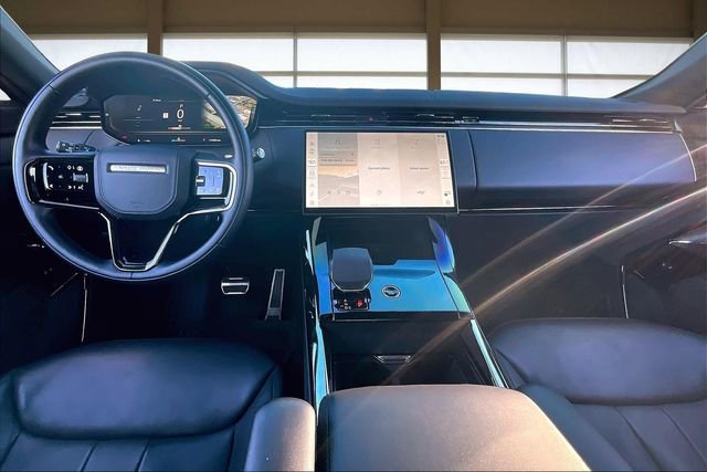 Used 2024 Land Rover Range Rover Sport Dynamic SE image 16