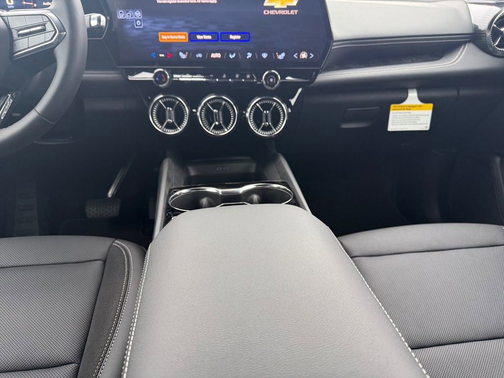 New 2026 Chevrolet Blazer EV LT image 11