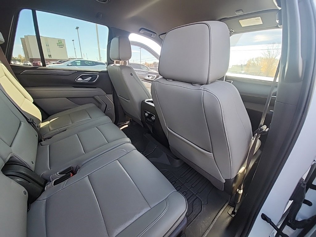 Used 2022 GMC Yukon SLT image 23