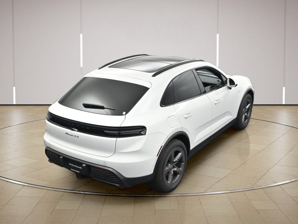 Certified 2025 Porsche Macan 4S Electric AWD/4WD image 37