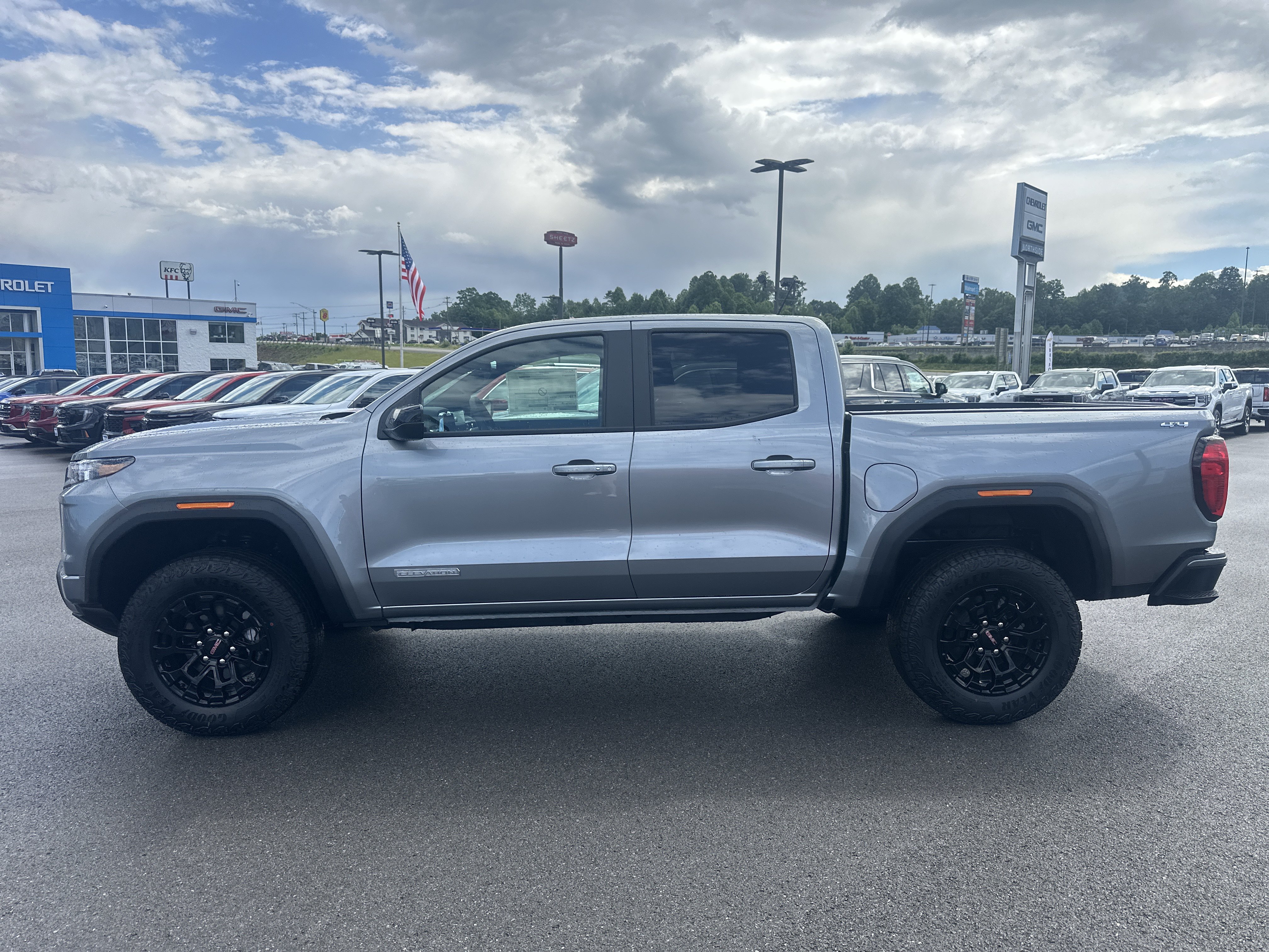 New 2026 GMC Canyon Elevation w/ Convenience Package AWD/4WD image 3