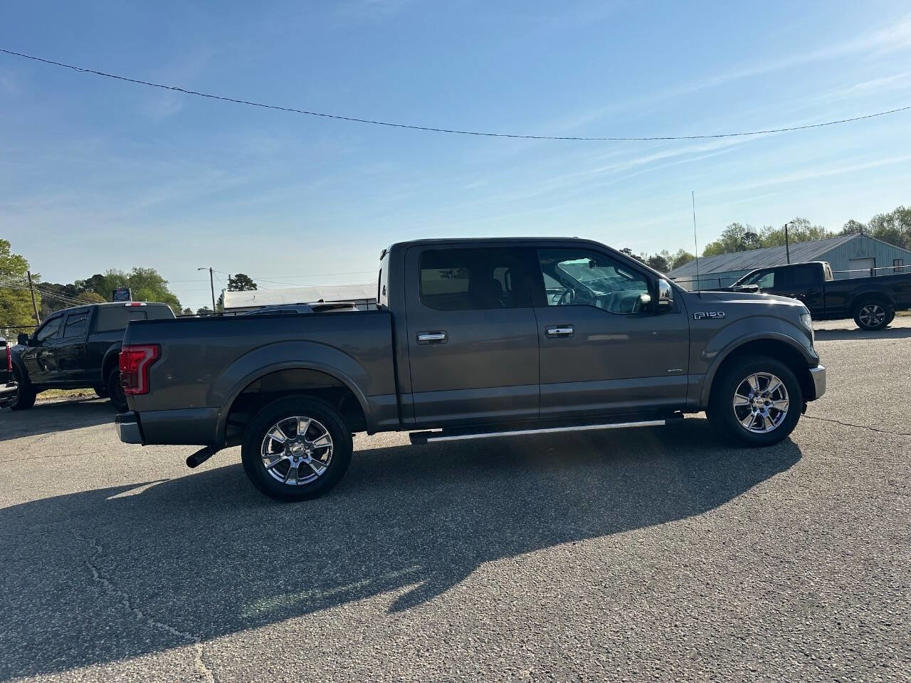 Used 2016 Ford F150 Lariat w/ Equipment Group 502A Luxury RWD image 12