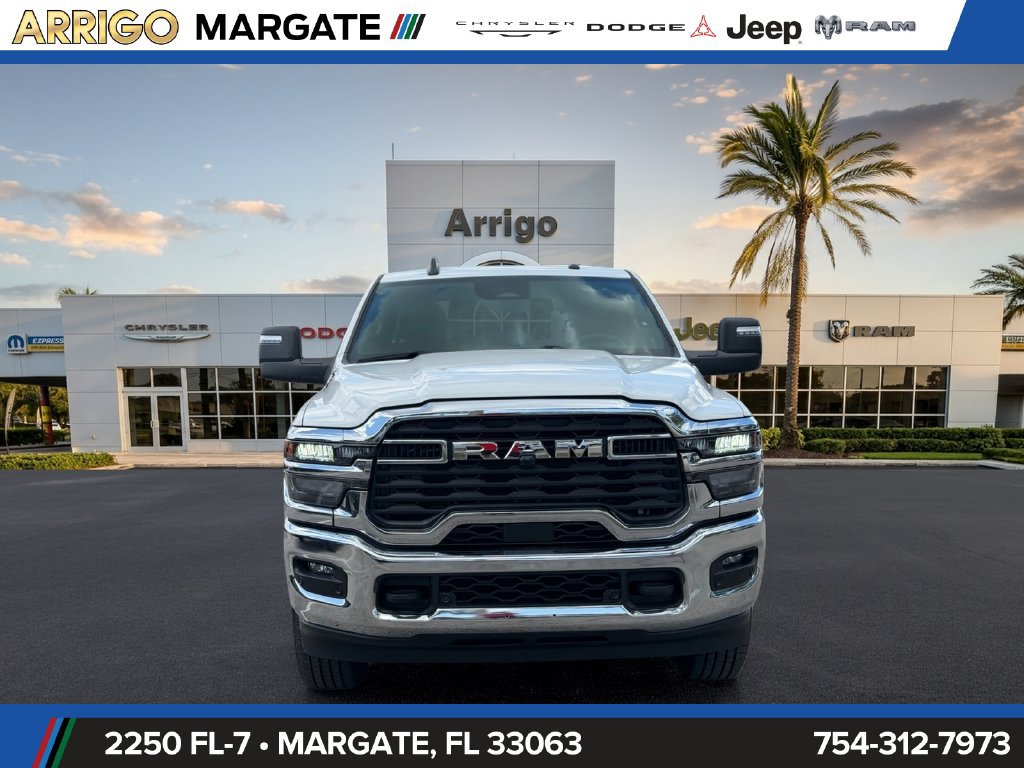 Used 2026 RAM 2500 Big Horn AWD/4WD image 2