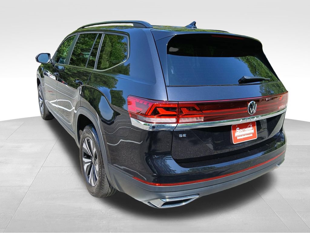 Used 2025 Volkswagen Atlas SE image 7