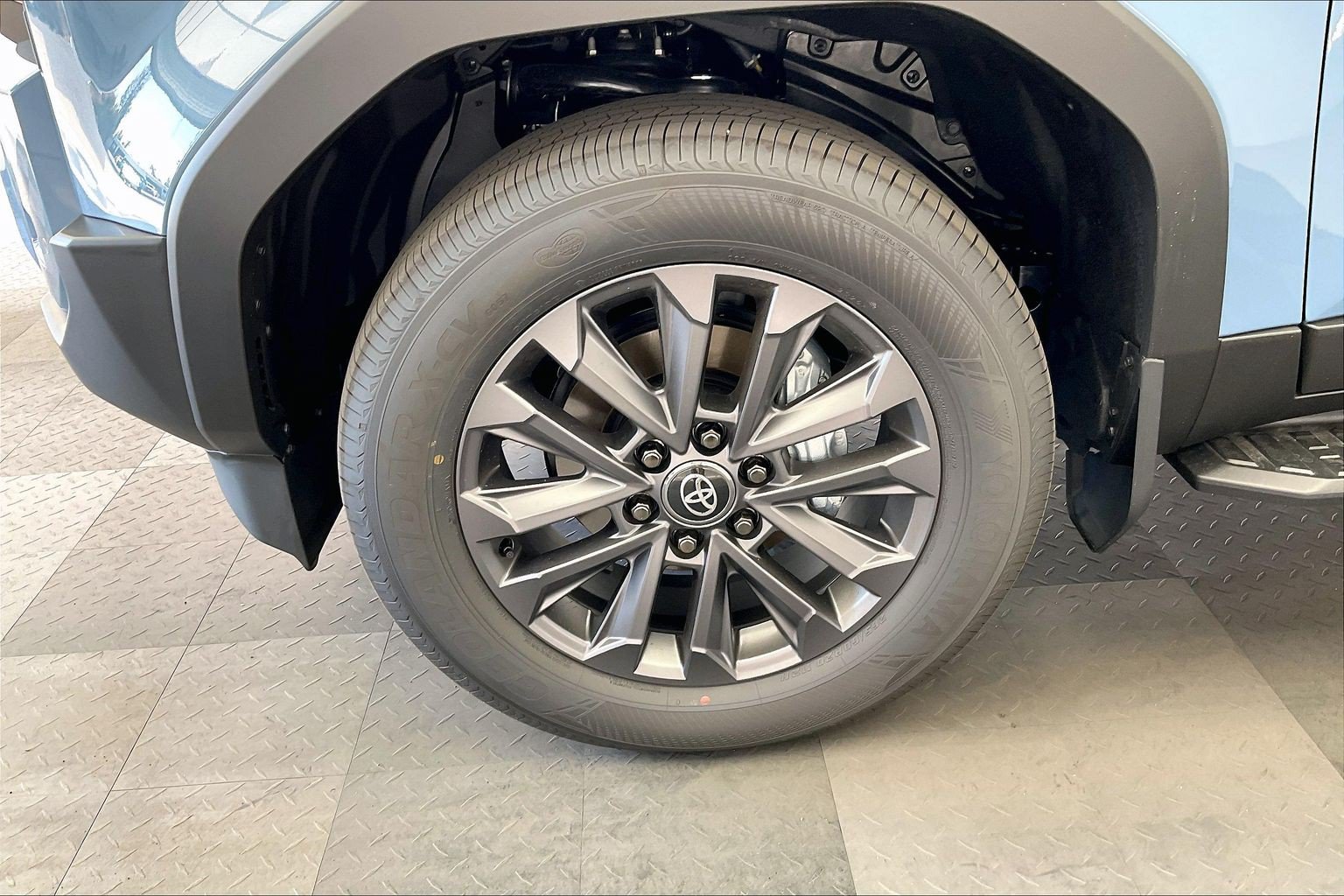 New 2027 Toyota Land Cruiser w/ Premium Package AWD/4WD image 14