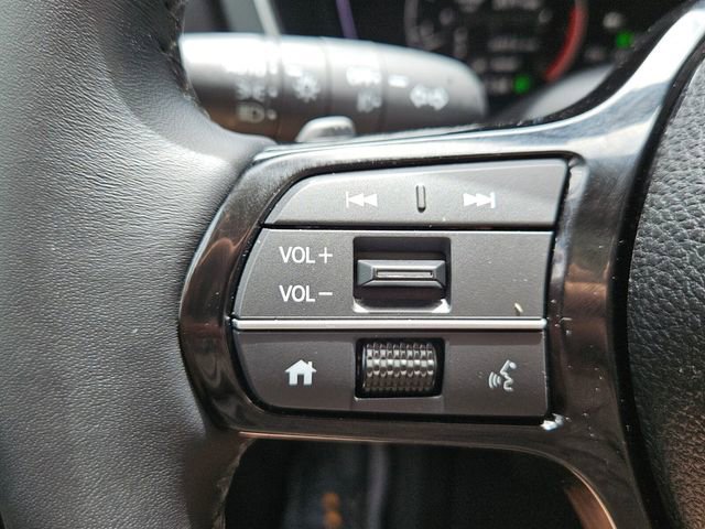 Certified 2025 Honda Pilot Touring image 24