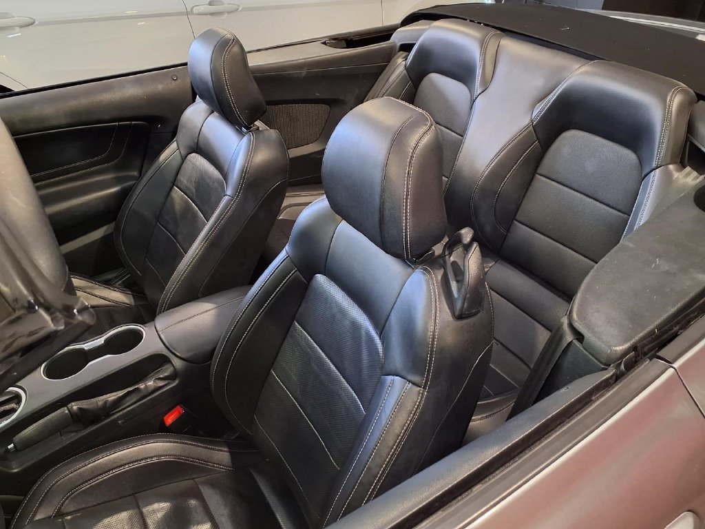 Used 2023 Ford Mustang Premium w/ Equipment Group 201A RWD image 25