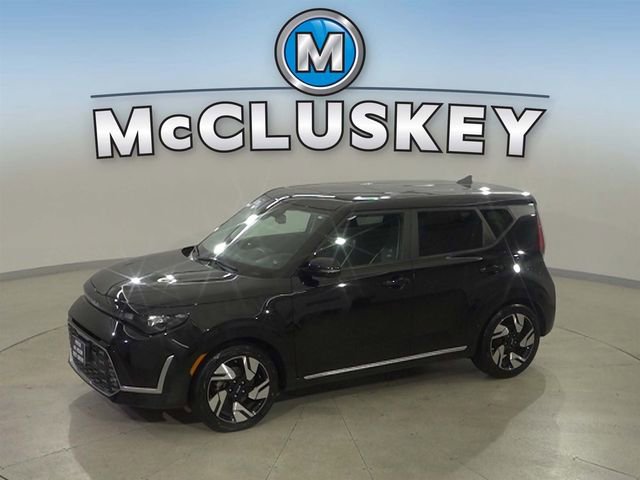 Used 2023 Kia Soul GT-Line FWD image 1