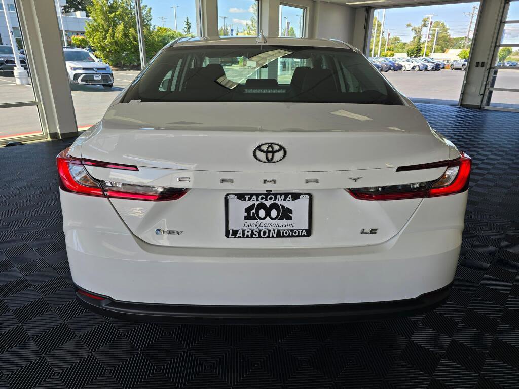 Used 2025 Toyota Camry LE FWD image 4