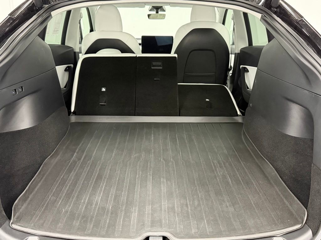 Used 2021 Tesla Model Y Performance image 26