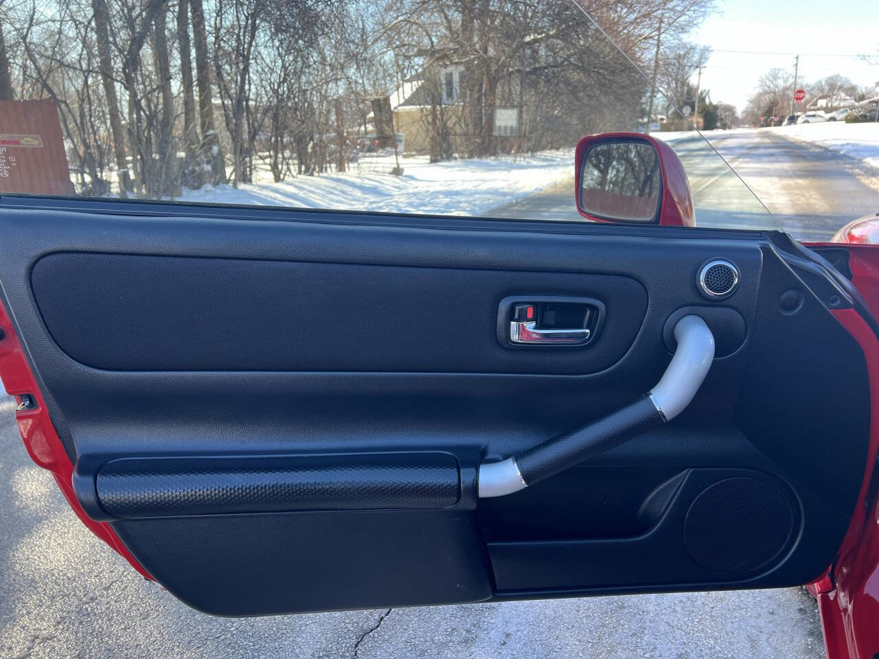 Used 2003 Toyota MR2 Base 2dr Convertible image 28