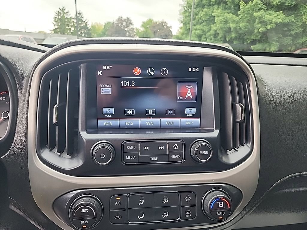 Used 2015 GMC Canyon SLT w/ Driver Alert Package AWD/4WD image 17