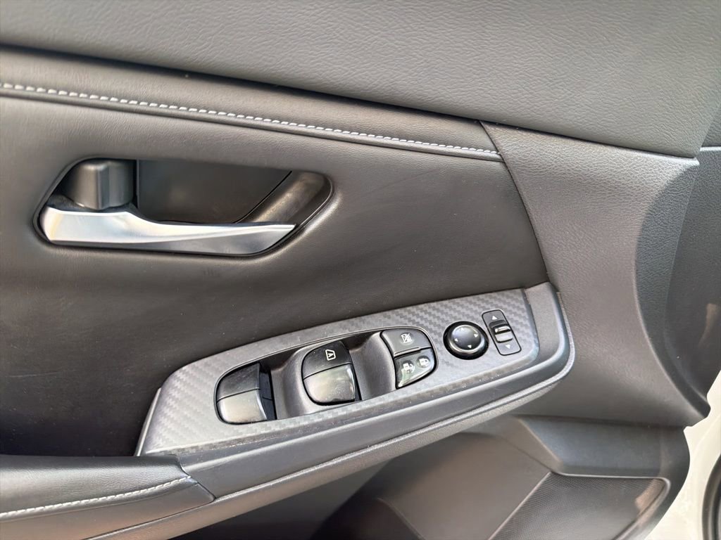 Used 2020 Nissan Sentra SV image 11