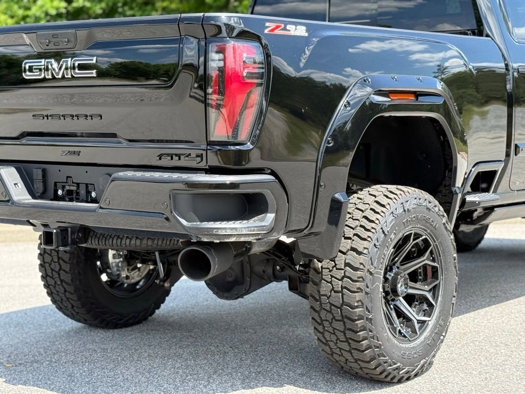 New 2026 GMC Sierra 2500 AT4 w/ Technology Package AWD/4WD image 15