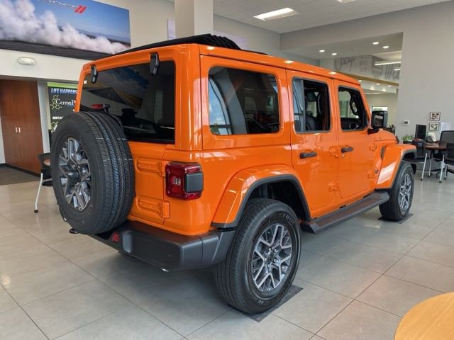 New 2025 Jeep Wrangler Sahara image 8