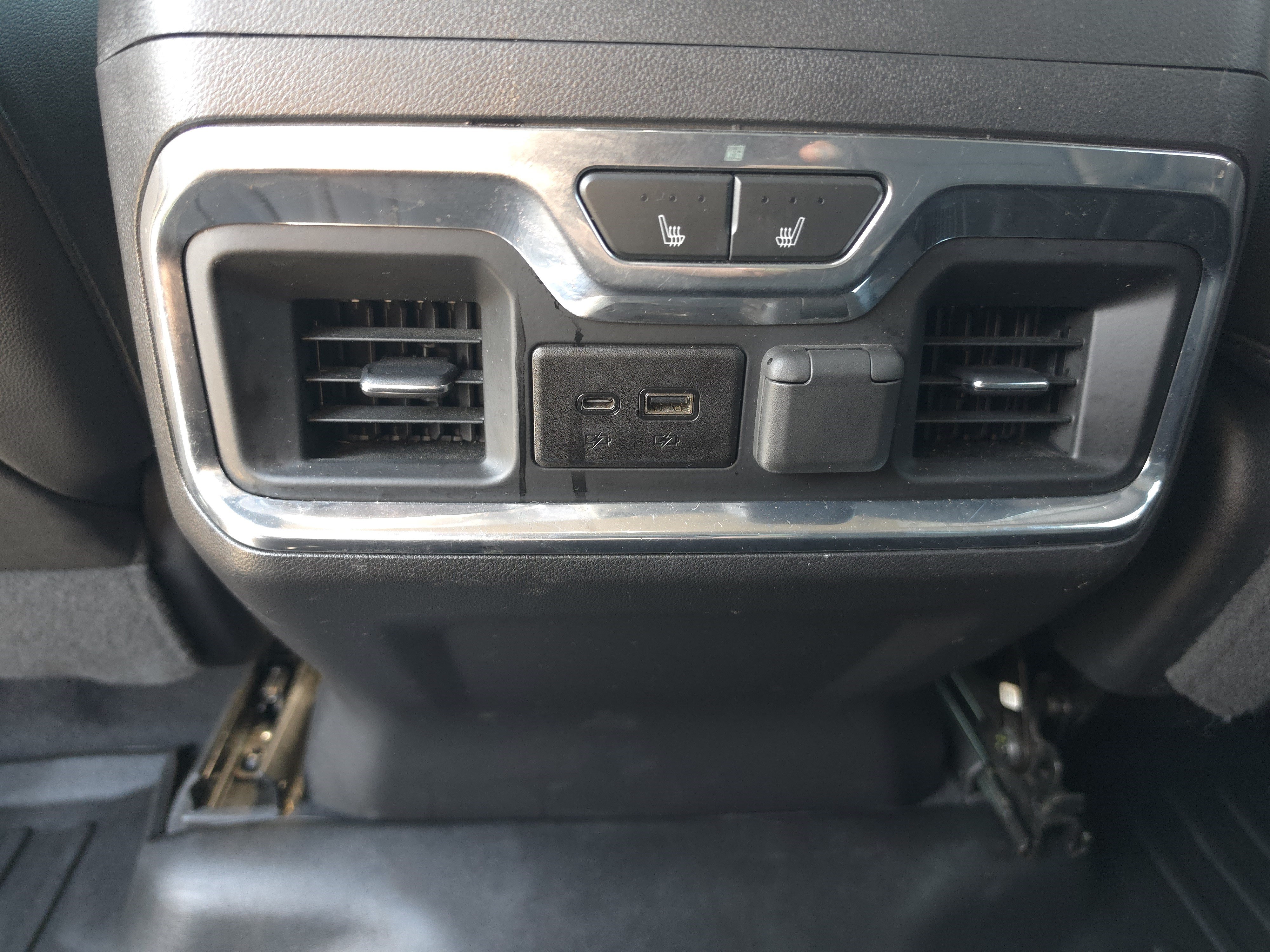 Used 2019 GMC Sierra 1500 SLT w/ SLT Premium Plus Package AWD/4WD image 25
