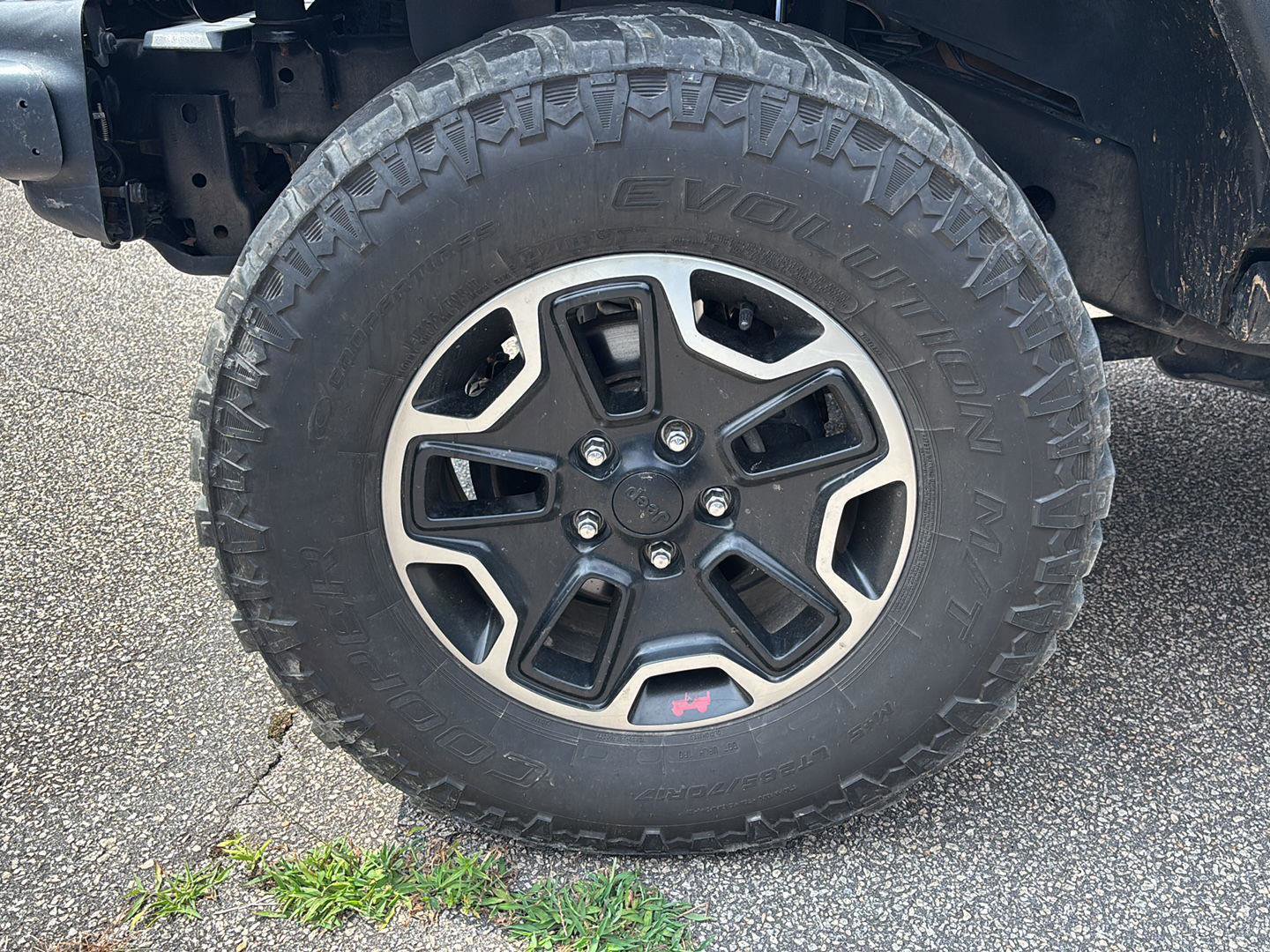 Used 2016 Jeep Wrangler Unlimited Rubicon AWD/4WD image 6